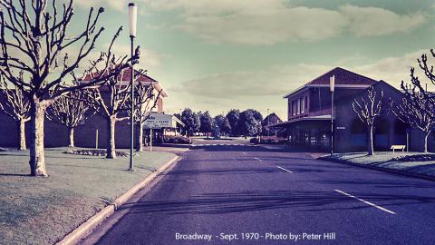 Broadway, Town Square, Shopping Centre, Peter Hill, 1970